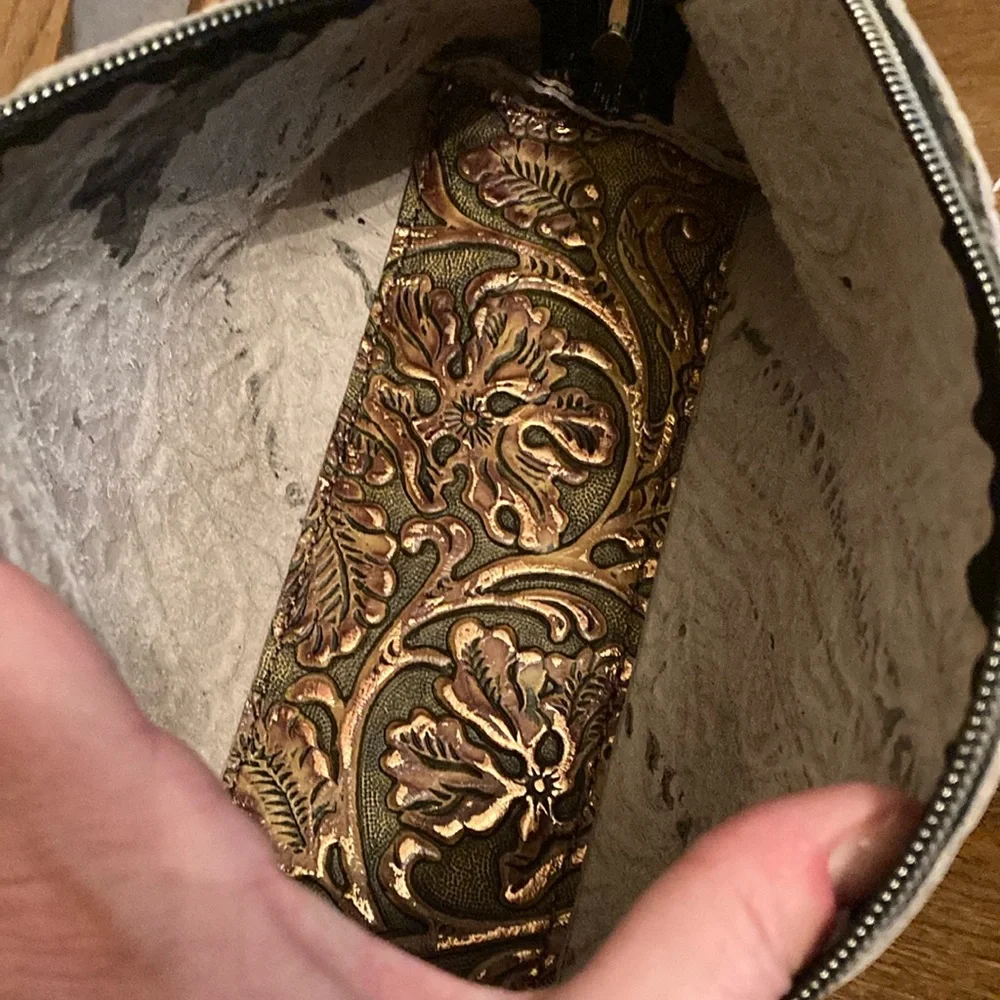 L3 Designs Leather Embossed Leather Taco/Cosmetic Bag & Merrick’s Tassel Bundle